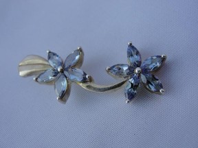 Jabberjewelry.com Tanzanite Flowers Silver Pendant
