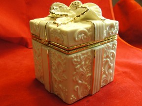 Wrapped gift box trinket box 